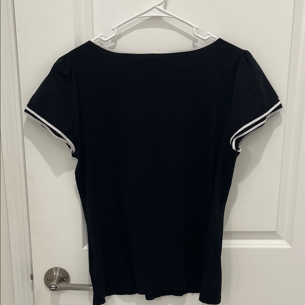 Lauren Ralph Lauren Black Short Sleeve Tee with White Piping - Picture 4 of 5